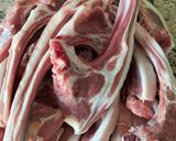 Foto del paso 1 de la receta: Chuletillas de cordero con ajos