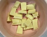 A picture of step 1 of Cranberries and dry fruits fudge.