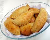 A picture of step 22 of Chicken pies.