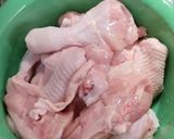 Foto langkah ke 3 dari resep Garang Asem Ayam Belimbing wuluh pedas.