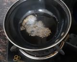 A picture of step 2 of Kachri chutney.