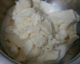 A picture of step 3 of Sitafal (custard apple) ice cream.