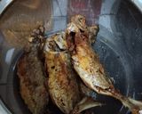Foto langkah ke 2 dari resep Balado Ikan Kembung Mata Belo.