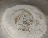 Foto del paso 2 de la receta: Masa para pizza (para principiantes)