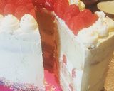 Une image de l'étape 9 de Layer cake vanille framboise.