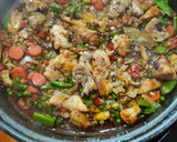 Foto del paso 7 de la receta: Arroz con menestra imperial, chorizo salteado y pollo o conejo