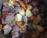 Foto del paso 3 de la receta: Patatas con carne de vacuno