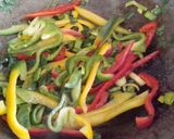 Foto del paso 3 de la receta: Fideos salteados con verdura (Chow Mein)