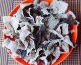 Hình bước làm 3 của món Snack RONG BIỂN lắc phô mai giòn ngon
