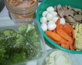 Foto langkah ke 1 dari resep Capcay Prasmanan.