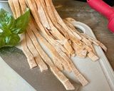 Teljes kiőrlésű Pesztós tagliatelle recept fázis 5 fotója