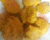 A picture of step 5 of Carom leaves fritters.