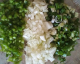 Foto del paso 2 de la receta: Arroz salteado con Chuletas y Vegetales