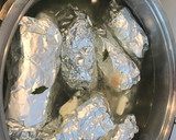 Foto del paso 13 de la receta: Pollo relleno con arroz y espinacas