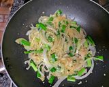 A picture of step 7 of Thai Style Chicken Livers.