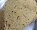A picture of step 3 of Leftover Aloo Sabji Paratha.