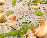Hình bước làm 1 của món Bún gạo xào chay