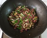 Foto langkah ke 6 dari resep Bacon & Jamur ala Korea.