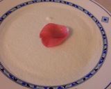 Foto del paso 4 de la receta Pétalos de rosa cristalizados