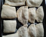 A picture of step 7 of Meat pies.