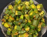 A picture of step 3 of Bhindi.