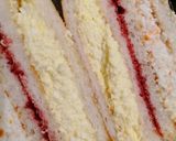 A picture of step 4 of Korean-Style Egg Sandwich.