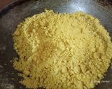 A picture of step 2 of Rava besan dry fruit laddu.