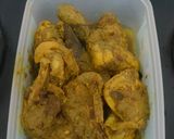 Foto langkah ke 5 dari resep Ayam Ungkep Bumbu Kuning.