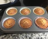 Foto del paso 3 de la receta: Cupcakes de arándanos keto con buttercream de queso (muffins o magdalenas)