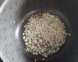 Foto del paso 1 de la receta: Risotto con pollo y champiñones