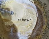 Foto langkah ke 4 dari resep Bolu Mentega Moist.