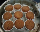 जैम वनीला कपकेक (jam vanilla cupcake recipe in Hindi) रेसिपी चरण 4 फोटो