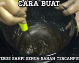 Foto langkah ke 2 dari resep Kue bolu coklat super lembut.