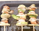 Foto del paso 2 de la receta: Brochetas de verduras al horno con papas asadas