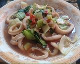Foto langkah ke 5 dari resep Tumis pokcoy cumi cube.