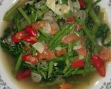 Foto langkah ke 4 dari resep Tumis kangkung terasi.