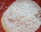 Foto del paso 3 de la receta: Alfajores de maicena con harina leudante 🤍
