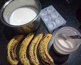 Banana chocolate shake recipe step 1 photo