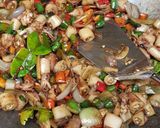 Foto langkah ke 3 dari resep Cumi Asin pedas.
