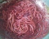 A picture of step 5 of Beetroot and Spinach Spaghetti Pasta.