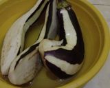 Foto langkah ke 1 dari resep Sayur santen 3t (terong+tempe+teri).