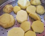 Foto langkah ke 1 dari resep Kroket Kentang (isi smoked beef).