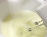 A picture of step 6 of Jiggly Soufflé Cheesecake.