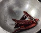 A picture of step 2 of Kolhapuri Tambda Rassa(Kolhapuri Chicken Curry).