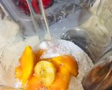 Foto del paso 3 de la receta: Revuelto de tofu y batido frutal con leche de coco 🍓🍌🥥