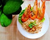 Hình bước làm 2 của món Hủ tiếu trộn khô với tôm càng