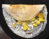 A picture of step 5 of Masala dosa.