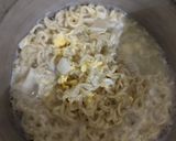 Foto langkah ke 4 dari resep Indomie Goreng 🍜 Nyemek.
