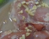 Foto del paso 1 de la receta: Trocitos de pechuga empanado a la sanluqueña