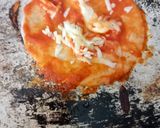 Foto del paso 2 de la receta: Pizza con tortilla de harina